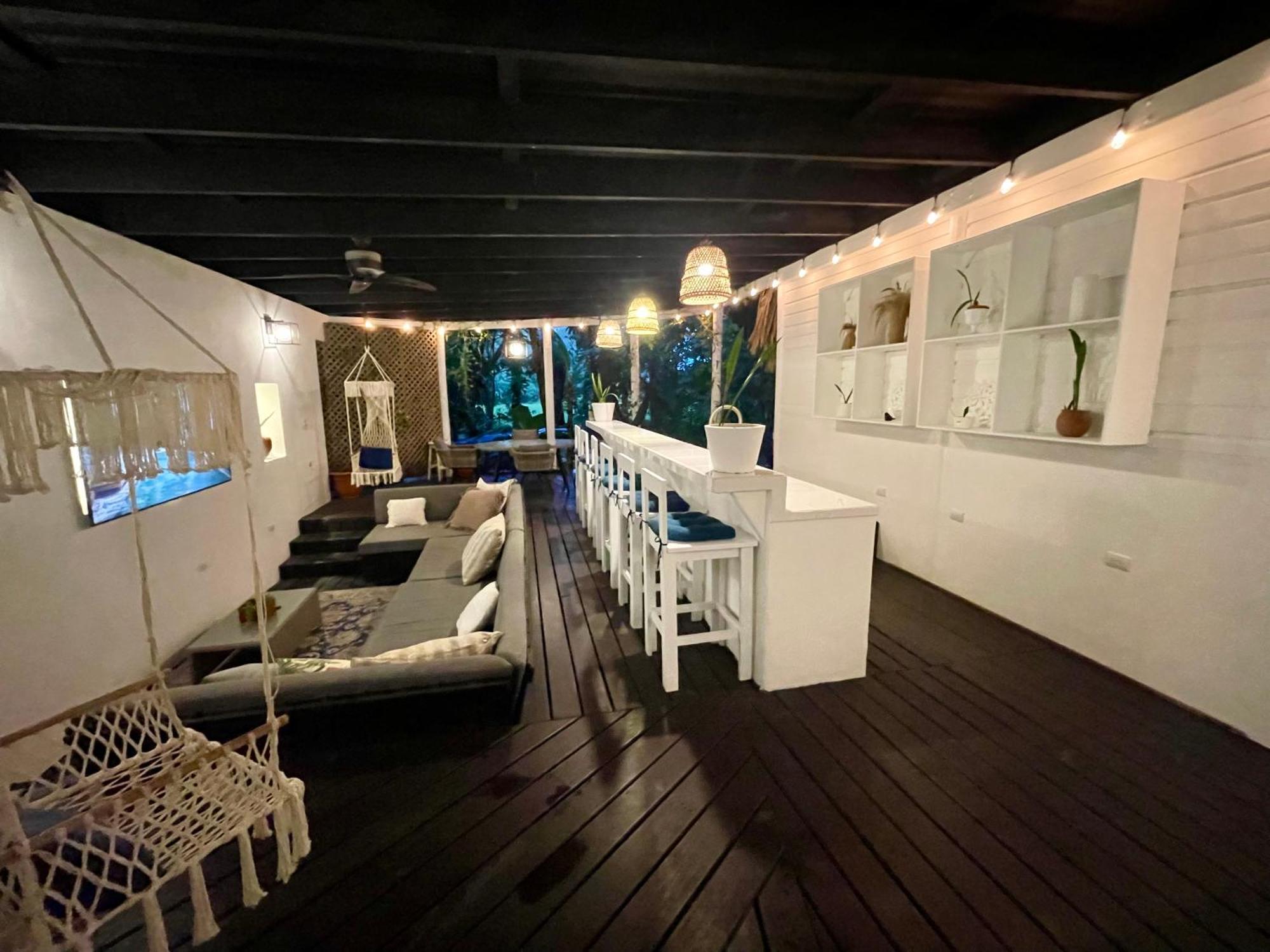 Boatique Hotel And Marina نهر دولسي الغرفة الصورة